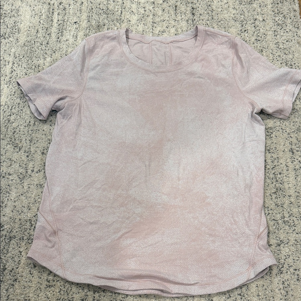 Lululemon short sleeve shirt